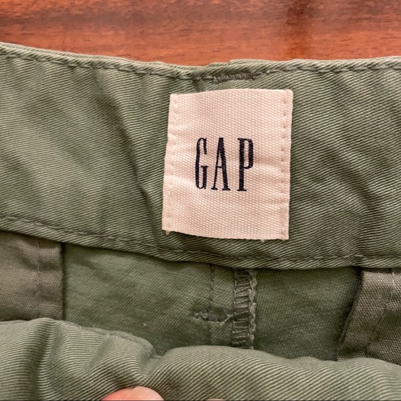 NWT Gap Bermuda Short .Size 4p - Picture 6 of 9